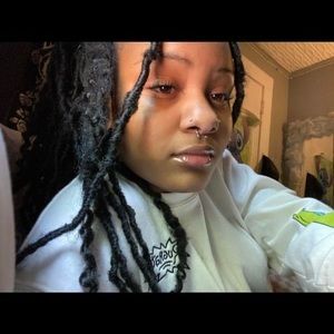 Meet your Posher, Annetta